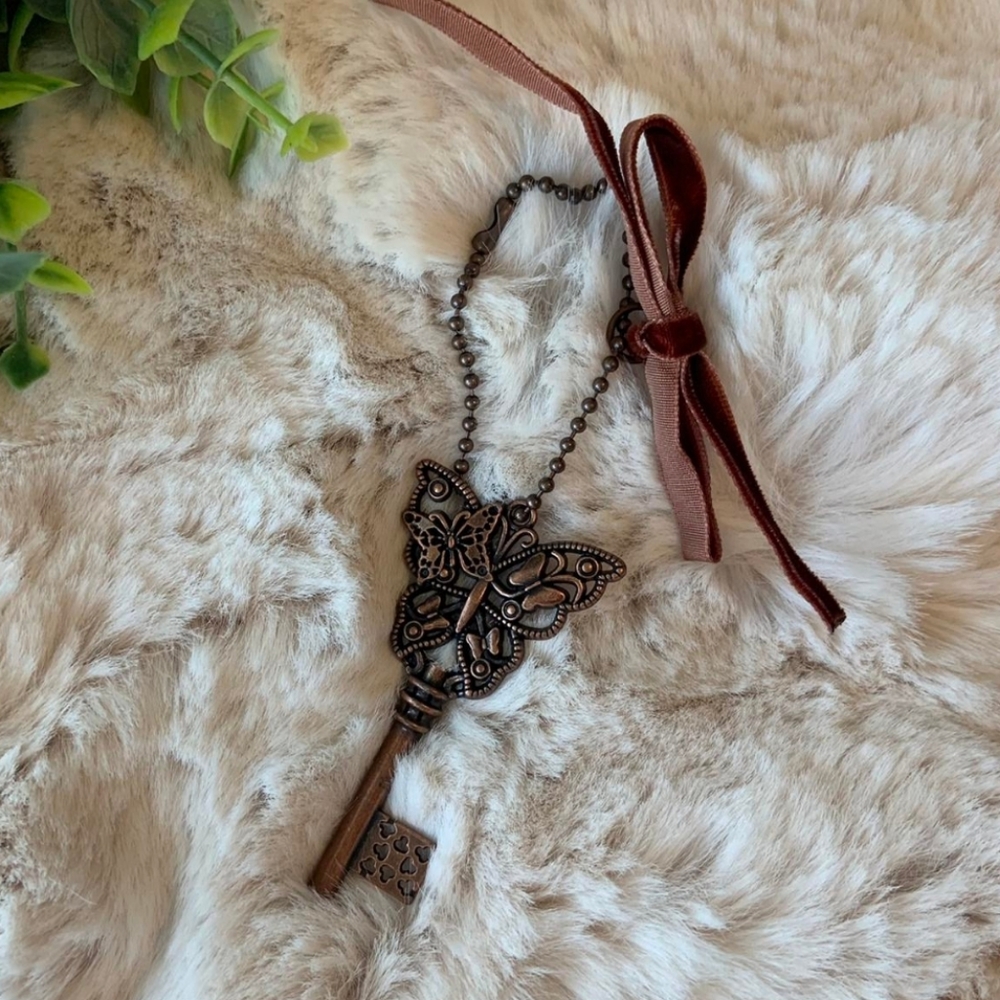 Axes Femme Butterfly Keychain